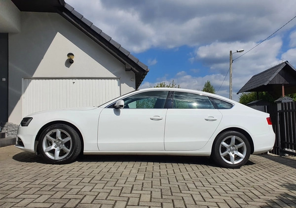 Audi A5 cena 56900 przebieg: 223800, rok produkcji 2012 z Lędziny małe 326